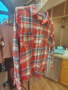 Universal Thread Red White Blue Plaid Button-Down Shirt